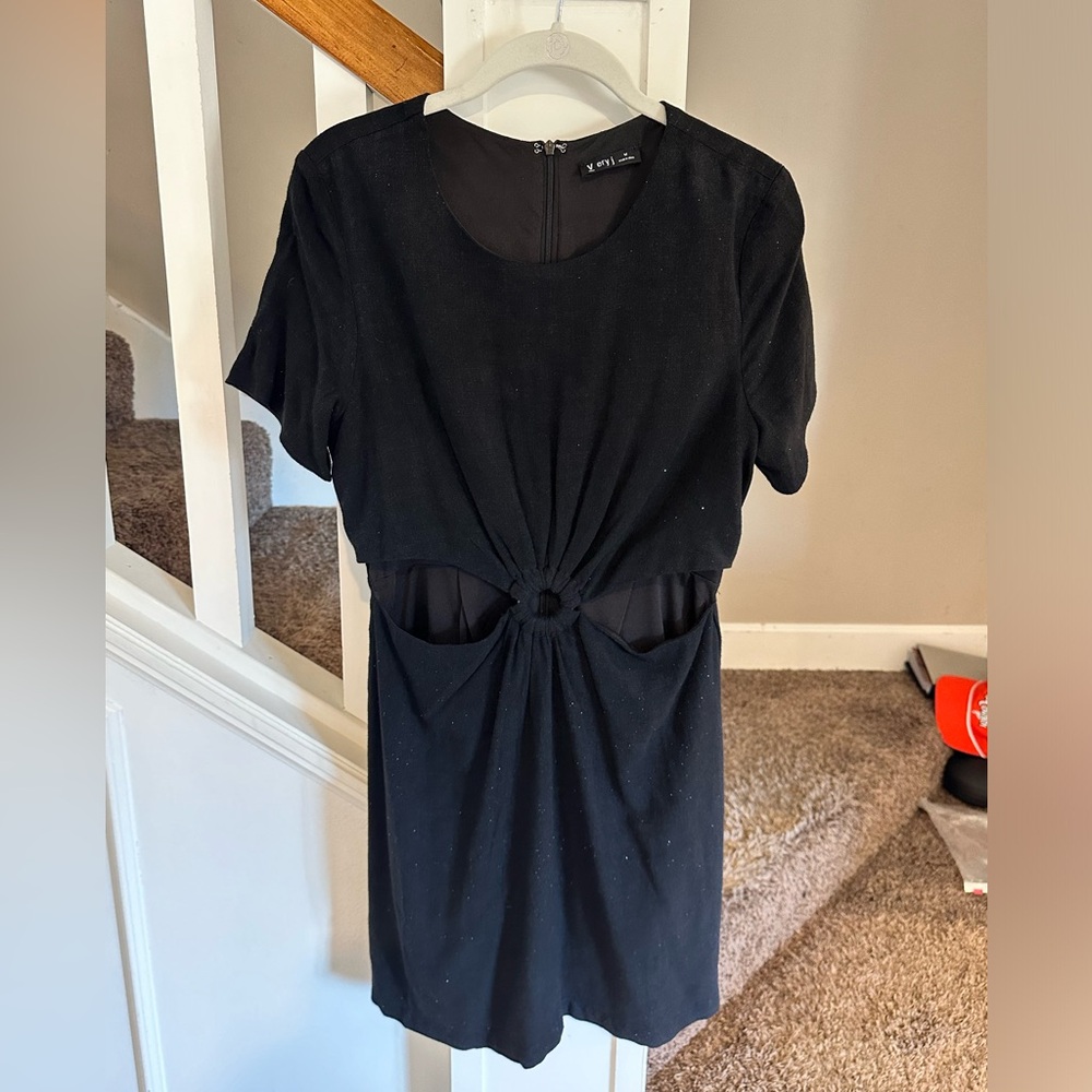 V ery J Black Mini Dress with Cut-out
